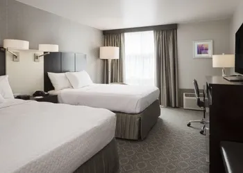 Crowne Plaza Chicago SW - Burr Ridge by IHG hotel thumbnail 2