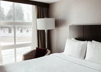 Crowne Plaza Chicago SW - Burr Ridge by IHG hotel thumbnail 5