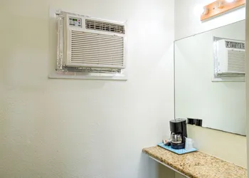 Capital O Padre Island Corpus Christi hotel thumbnail 6