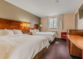 Skyview Inn hotel thumbnail 4