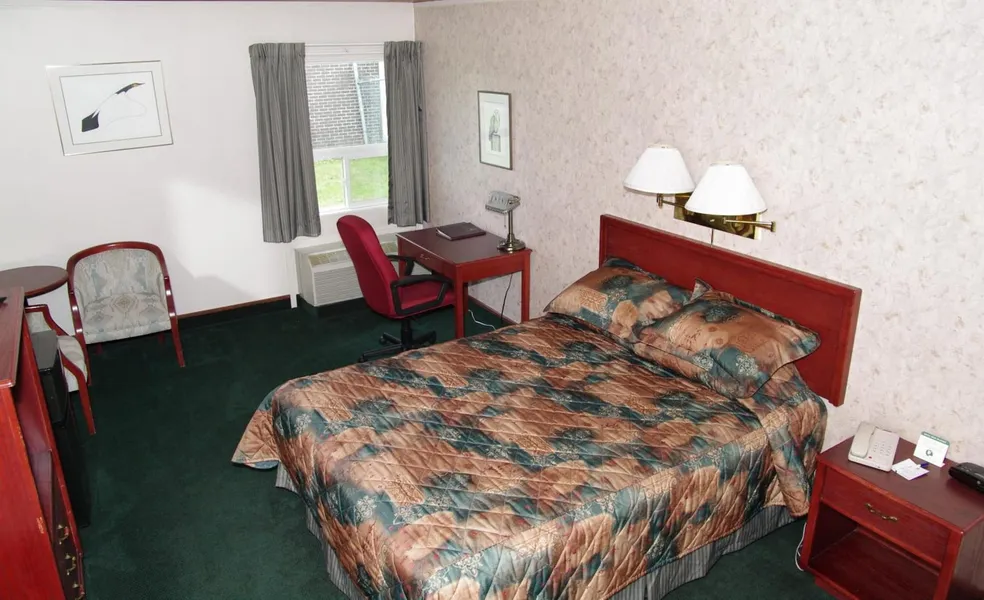Burntwood Hotel hotel detail image 6