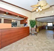 Americas Best Value Inn & Suites Warren Detroit hotel detail image 5