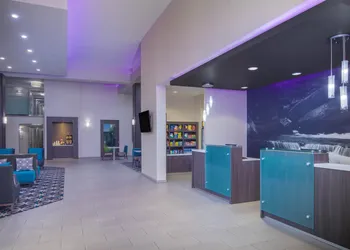 La Quinta Inn & Suites by Wyndham Chattanooga - East Ridge hotel thumbnail 4