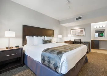 Chase Suites Hotel Brea-Fullerton hotel thumbnail 7