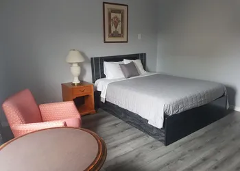 7 Nights Stay hotel thumbnail 4