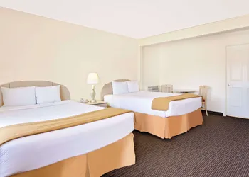 Knights Inn Page hotel thumbnail 6