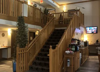 Boarders Inn & Suites by Cobblestone Hotels - Fayette hotel thumbnail 3