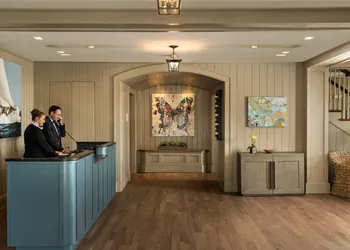 Harbor View Hotel hotel thumbnail 2