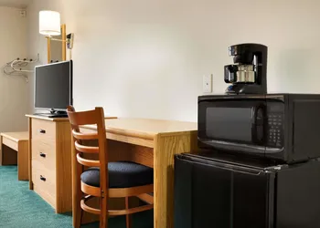 Travelodge by Wyndham Milford hotel thumbnail 6