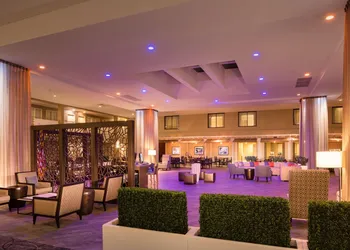 DoubleTree by Hilton Hotel Laurel hotel thumbnail 3