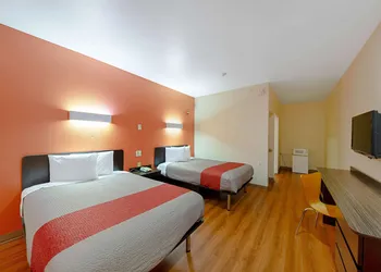 Motel 6 Rhome, TX hotel thumbnail 6