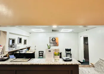 Quality Inn Rochester West hotel thumbnail 2