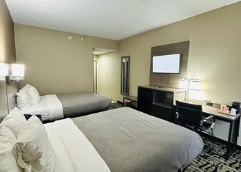 Quality Inn Rochester West hotel thumbnail 6