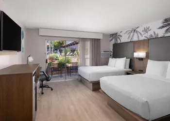 FOUND Hotels, Santa Barbara, Series by Marriott hotel thumbnail 3