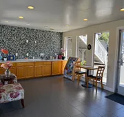 Pacific Inn hotel detail image 3