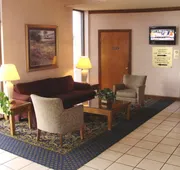 Trade Winds Central Inn hotel detail image 4