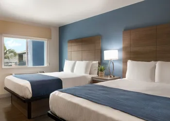 Torch Lite Inn hotel thumbnail 6