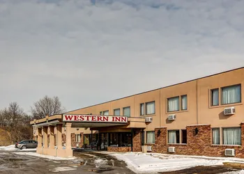 Western Inn hotel thumbnail 8