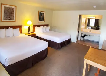 Magnuson Hotel Ely hotel thumbnail 8