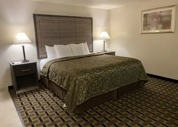 Motel In The Pines hotel thumbnail 6