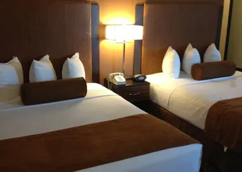 Best Western Plus Suites Hotel Coronado Island hotel thumbnail 6