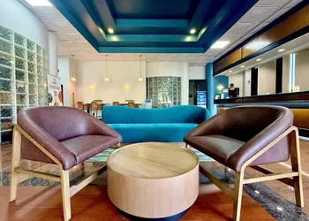 Best Western Plus Suites Hotel - LAX Airport LA Stadium hotel thumbnail 3