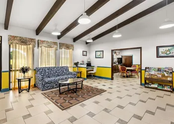 Americas Best Value Inn and Suites Aberdeen hotel thumbnail 3