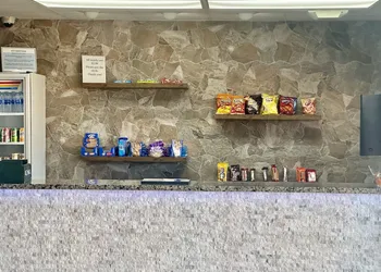 Springfield Inn TN hotel thumbnail 3