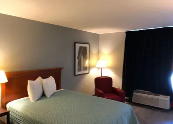 Springfield Inn TN hotel thumbnail 8