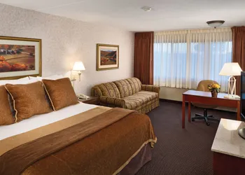 AmericInn by Wyndham Watertown hotel thumbnail 7