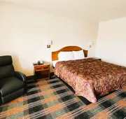 Americas Best Value Inn Iola hotel detail image 7