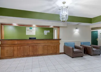 Quality Inn Kingstree North hotel thumbnail 2