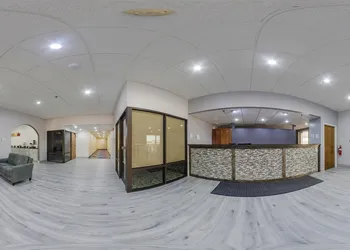 Quality Inn Grayville hotel thumbnail 2