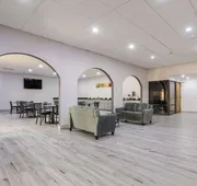 Quality Inn Grayville hotel detail image 4