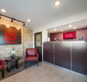Red Roof Inn San Antonio E – Frost Bank Center hotel detail image 5