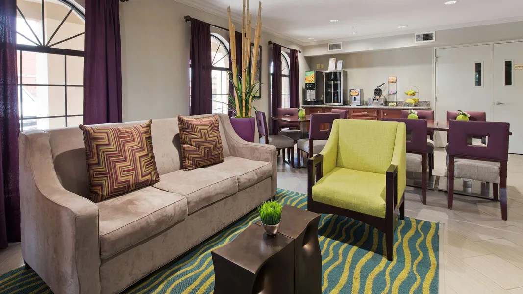 SureStay Hotel by Best Western Deer Park hotel detail image 2