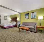 SureStay Hotel by Best Western Deer Park hotel detail image 4