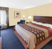 Super 8 by Wyndham Hattiesburg South hotel detail image 4