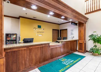 Quality Inn & Suites Lampasas hotel thumbnail 2