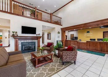 Quality Inn & Suites Lampasas hotel thumbnail 3