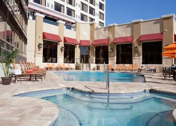 Ramada Plaza Resort & Suites by Wyndham Orlando Intl Drive hotel thumbnail 7