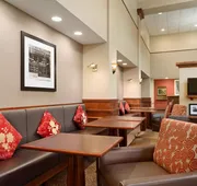 Hampton Inn & Suites Williamsburg-Central hotel detail image 3