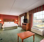 Hampton Inn & Suites Williamsburg-Central hotel detail image 5
