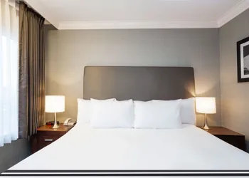 Sandman Hotel & Suites Vancouver Airport hotel thumbnail 8