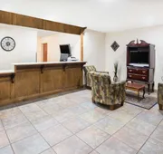 Days Inn & Suites by Wyndham Eunice hotel detail image 3