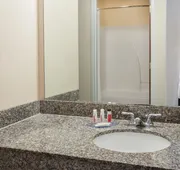 Days Inn & Suites by Wyndham Eunice hotel detail image 4