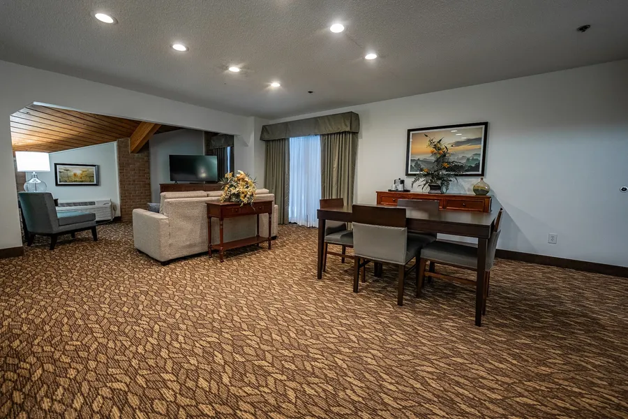 Christopher Inn and Suites hotel detail image 6