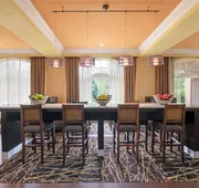 Hampton Inn & Suites Stamford hotel detail image 4