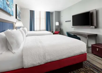 Hampton Inn & Suites Baltimore Inner Harbor hotel thumbnail 8