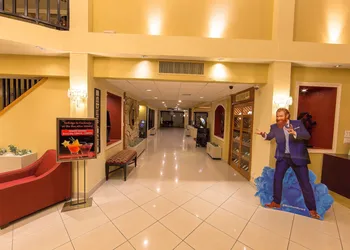 Ramada by Wyndham Houston Intercontinental Airport East hotel thumbnail 2